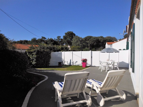 ile-de-noirmoutier-meubles-aadrien-jardin-5907060