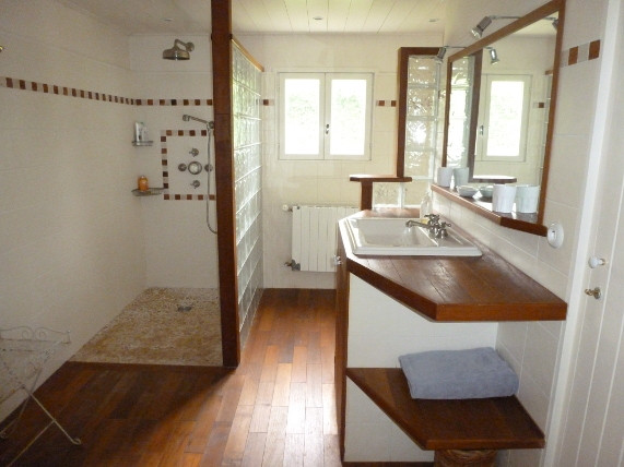 ile-de-noirmoutier-meubles-blandin-sdb-5829474-10903455